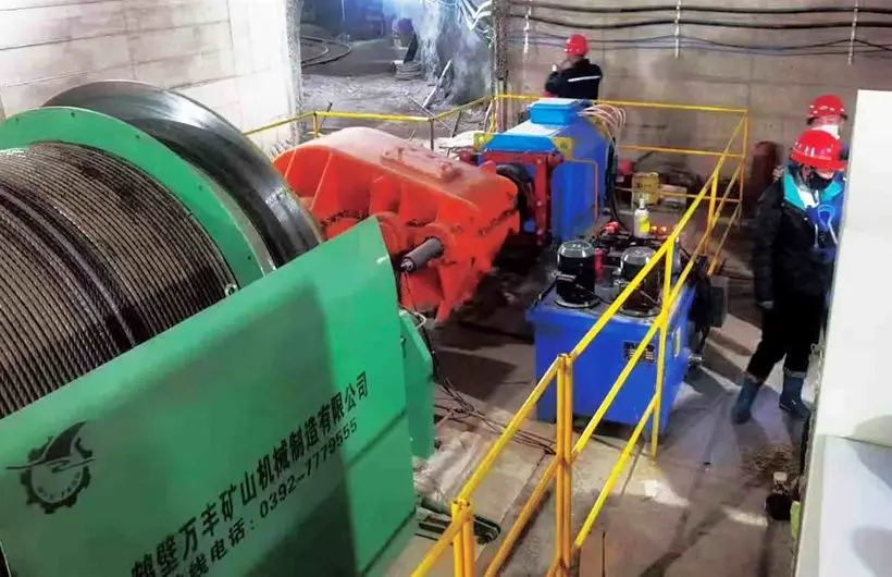 Torno minero de izaje a prueba de explosiones JKB