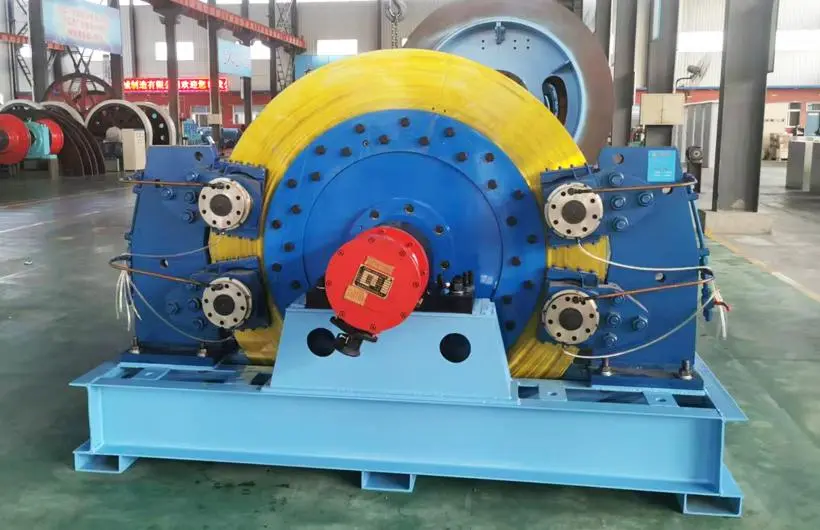 Torno de izaje minero JTP con motor de imanes permanentes integrado