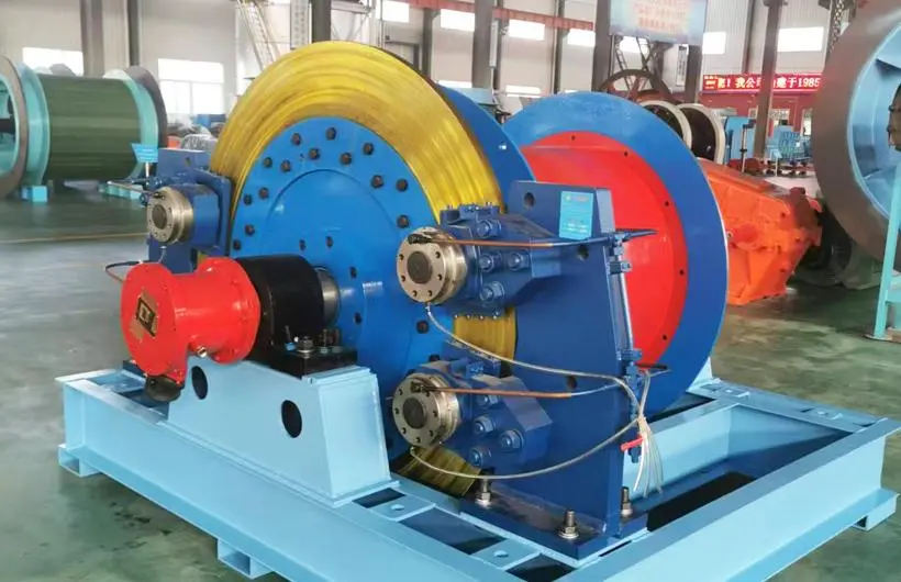 Torno de izaje minero JTP con motor de imanes permanentes integrado