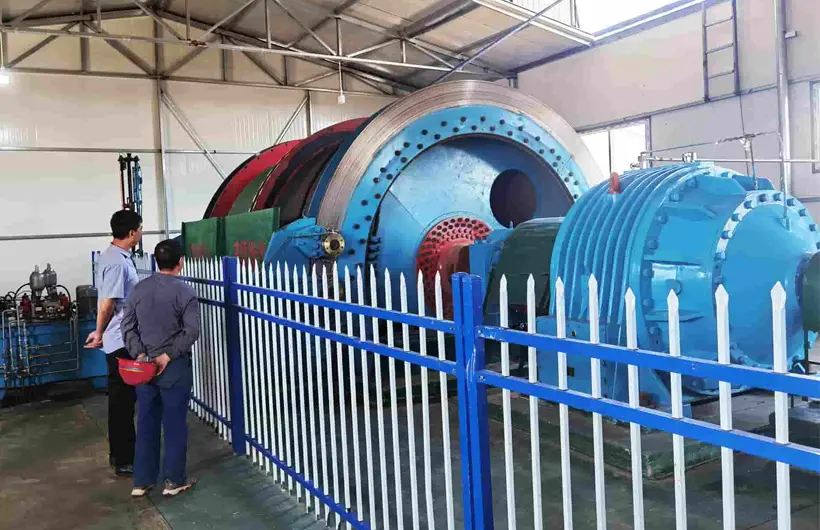 Malacate de hundimiento de pozos 2JKZ